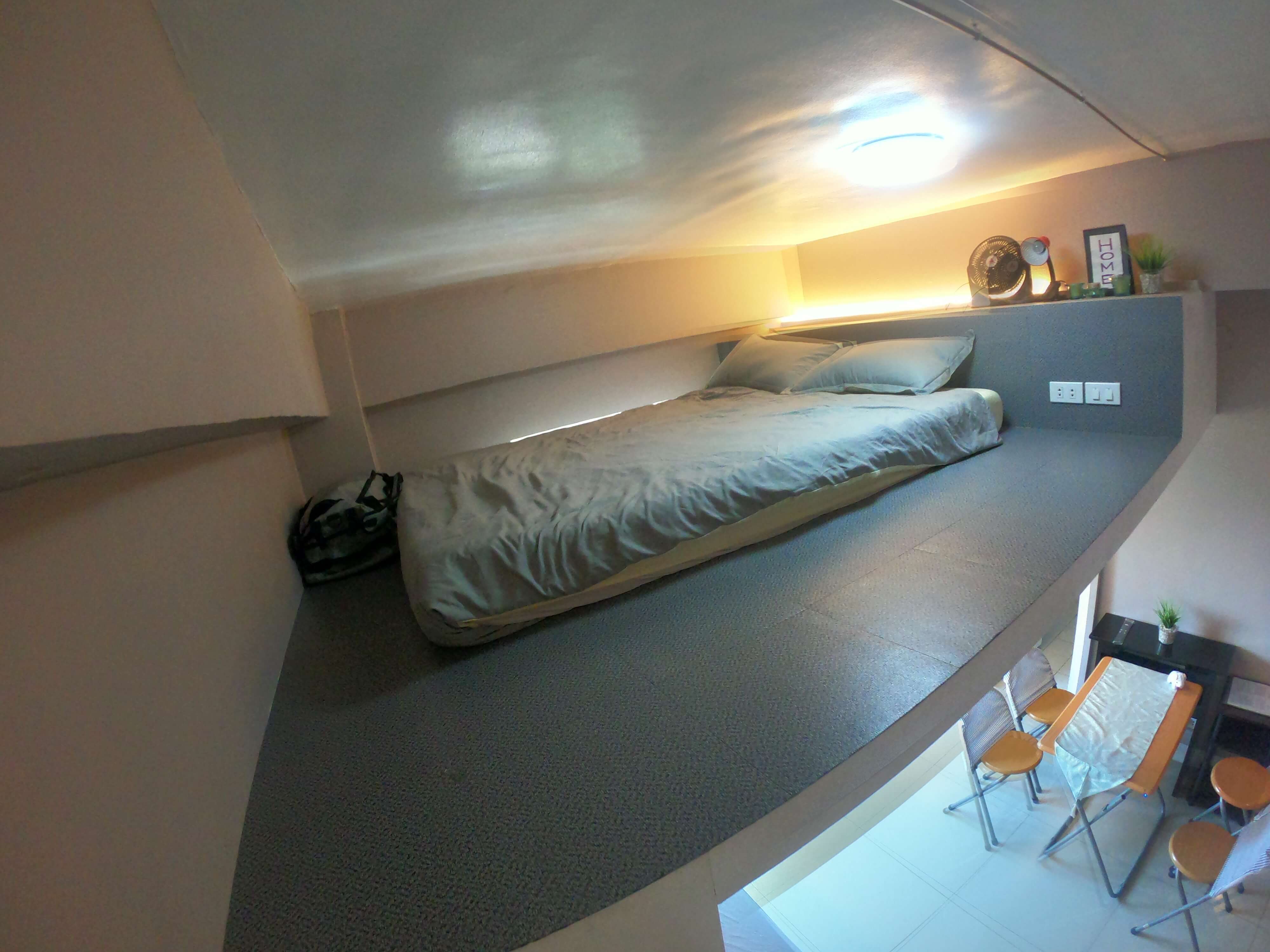562 Entire home w/ Loft Bed in Shaw, Mandaluyongのロフト
